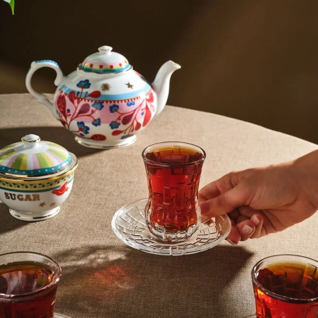 RCR Etna 6'lı Çay Bardak Seti 140 ml RCR Etna 6'lı Çay Bardak Seti 140 ml